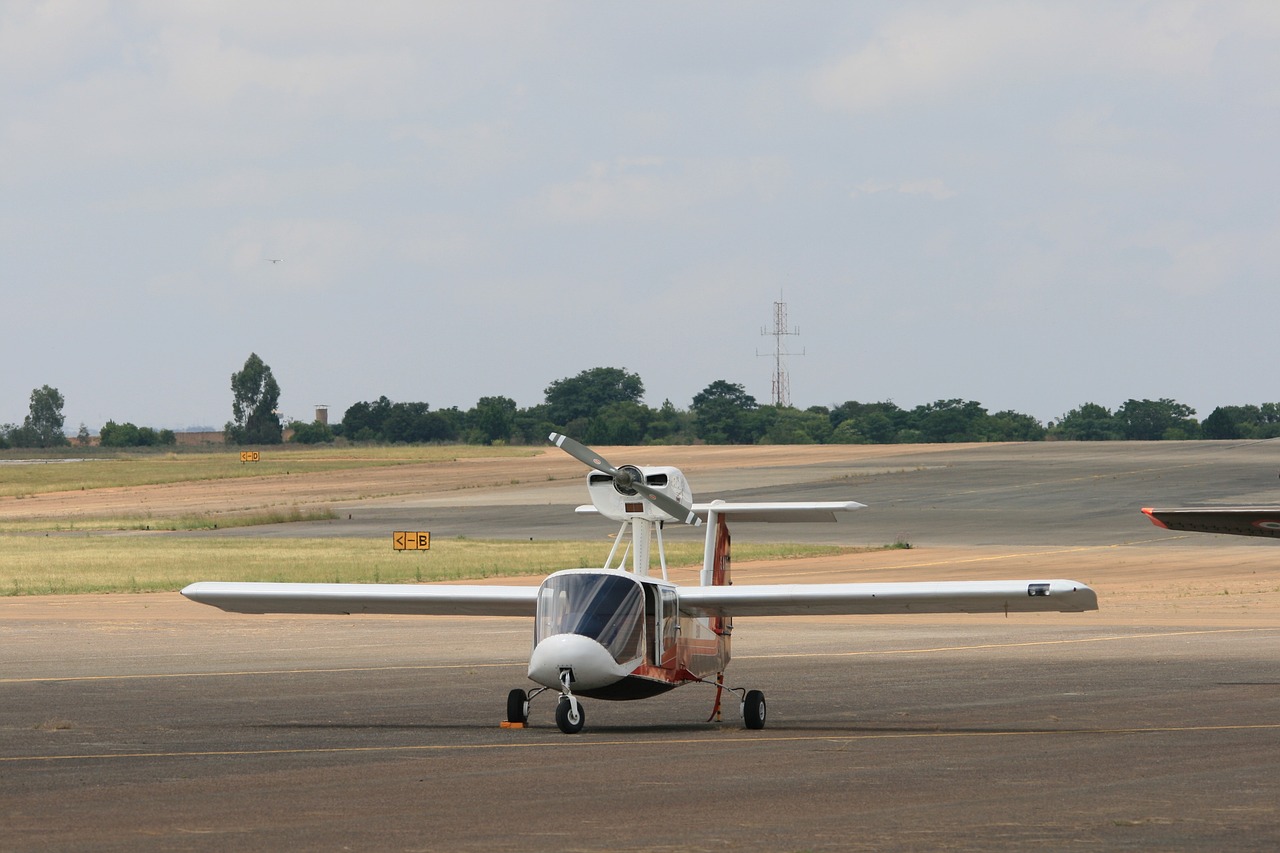 Assessing the Capabilities of the Phantom Eye UAV in Reconnaissance